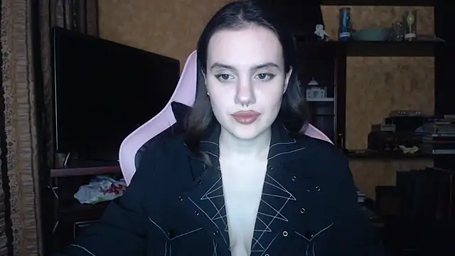 Snapshot of Veronika_kruk chatting on 01/07/25, 05:53 Veronika kruk online show from 01/07/25, 05:53