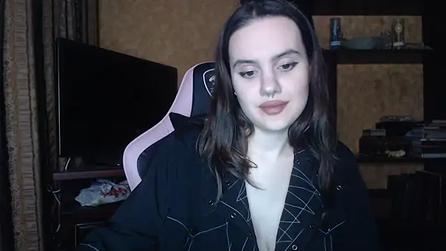 Snapshot of Veronika_kruk chatting on 01/09/25, 05:54 Veronika kruk online show from 01/09/25, 05:54