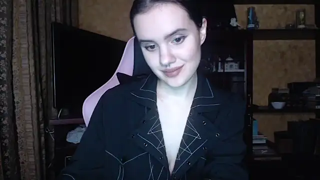 Snapshot of Veronika_kruk chatting on 01/26/25, 06:27 Veronika kruk online show from 01/26/25, 06:27