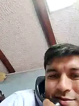 Snapshot of Business_dickkk chatting on 12/23/24, 03:44 Business dickkk online show from 12/23/24, 03:44