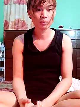 Snapshot of QueenSoreal chatting on 09/20/25, 08:54 QueenSoreal online show from 09/20/25, 08:54