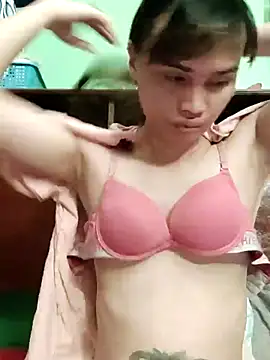 QueenSoreal online show from 04/01/26, 05:21