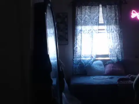 Snapshot of AshleyRain chatting on 01/28/25, 06:28 AshleyRain online show from 01/28/25, 06:28