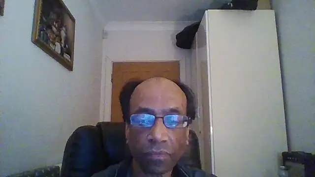 Snapshot of rauncher1 chatting on 02/03/25, 10:03 rauncher1 online show from 02/03/25, 10:03