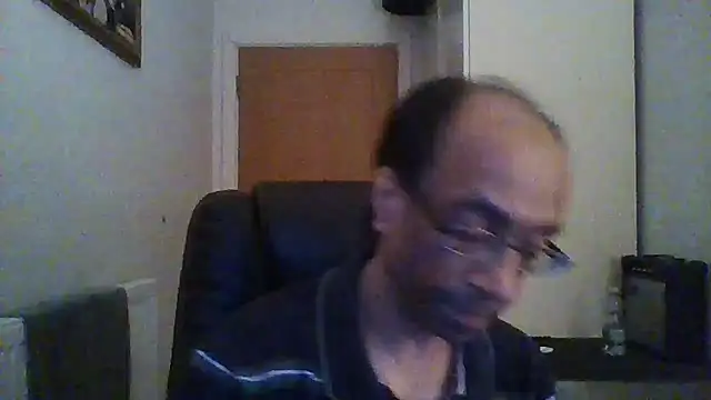 Snapshot of rauncher1 chatting on 02/18/25, 09:31 rauncher1 online show from 02/18/25, 09:31