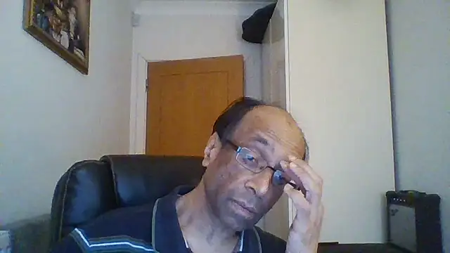 rauncher1 online show from 02/25/25, 02:44