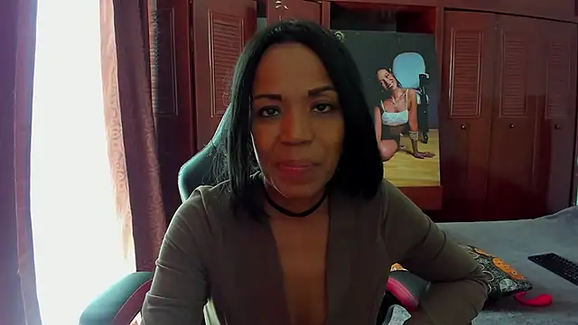 Snapshot of LUISSA_ chatting on 01/27/25, 06:20 LUISSA online show from 01/27/25, 06:20