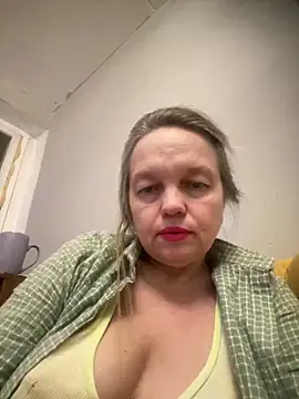 Susanel online show from 01/11/25, 02:58