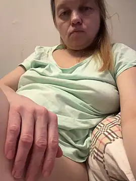 Susanel online show from 02/23/25, 08:49