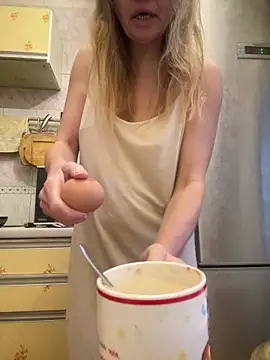 Susanel online show from 11/16/25, 01:28