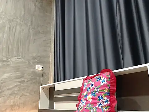 nareethai online show from 12/21/24, 11:01