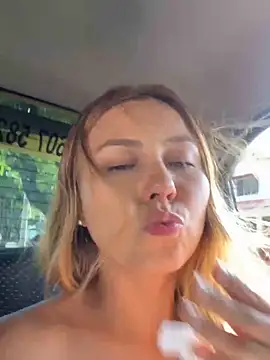 Brittanyrosexx online show from 01/11/25, 07:49