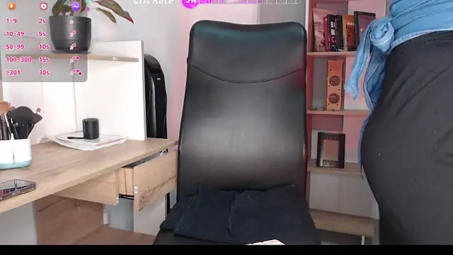 Snapshot of BriannaLorens chatting on 01/14/26, 12:11 BriannaLorens online show from 01/14/26, 12:11