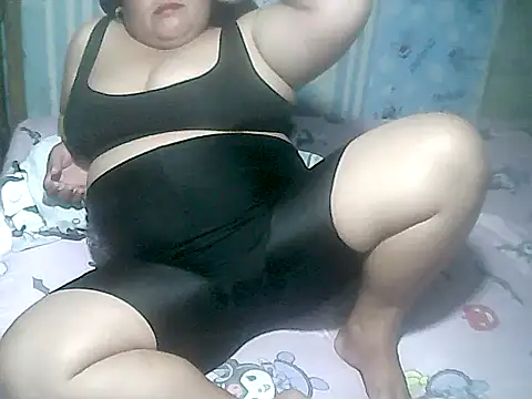 Snapshot of cutechubbyasian chatting on 11/21/25, 01:10 cutechubbyasian online show from 11/21/25, 01:10