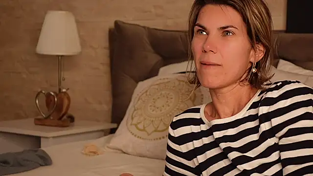 FeliciaKrige online show from 04/07/26, 01:06