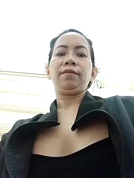 Snapshot of ladyxianne chatting on 03/03/25, 08:49 ladyxianne online show from 03/03/25, 08:49