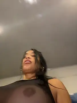 SQUIRTINGQUEEN11 online show from 03/30/26, 02:23