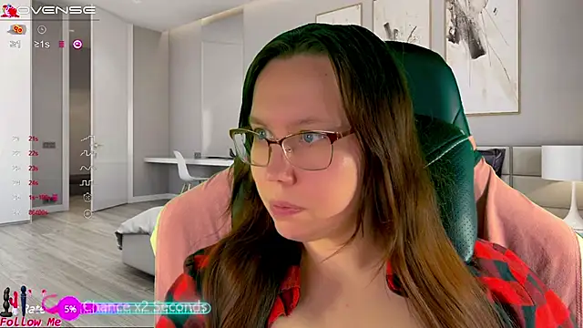 Victoria Romans online show from 01/19/25, 01:32