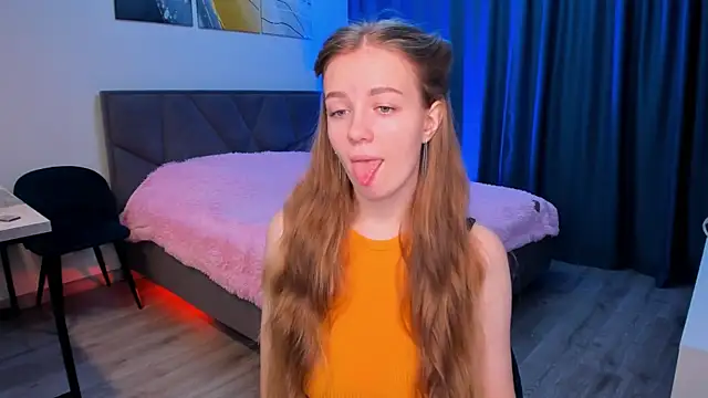 SweetMilkis online show from 12/02/24, 08:09