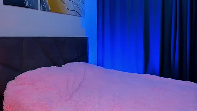 SweetMilkis online show from 12/08/24, 11:46