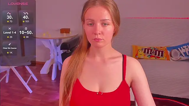 SweetMilkis online show from 06/21/26, 01:13