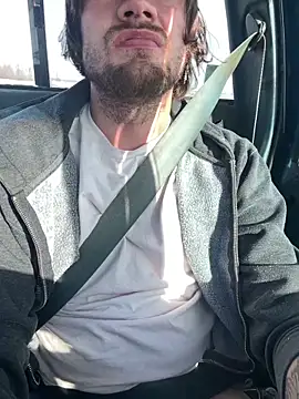 Snapshot of cumgitsumdic chatting on 02/26/25, 10:09 cumgitsumdic online show from 02/26/25, 10:09