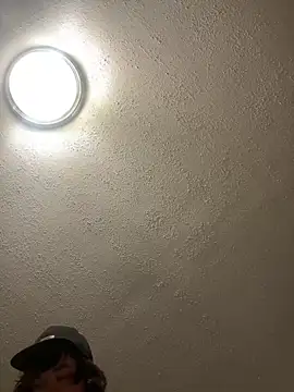 Snapshot of cumgitsumdic chatting on 03/07/25, 08:33 cumgitsumdic online show from 03/07/25, 08:33