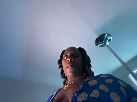 ChocolateTingz online show from 01/04/25, 01:52