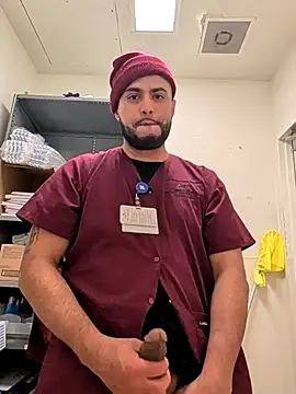 Snapshot of gardy8585 chatting on 12/21/25, 12:56 gardy8585 online show from 12/21/25, 12:56