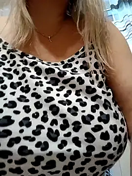 Liana MilfHot online show from 01/13/25, 04:07