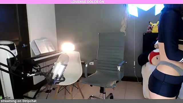 Snapshot of minarocket_ chatting on 01/06/26, 05:49 minarocket online show from 01/06/26, 05:49