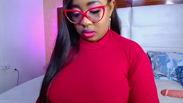 Snapshot of CaseyMoon chatting on 01/22/25, 12:38 CaseyMoon online show from 01/22/25, 12:38