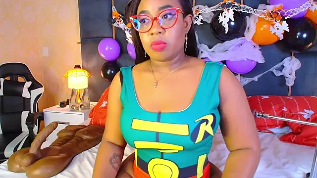 CaseyMoon online show from 10/24/25, 12:56