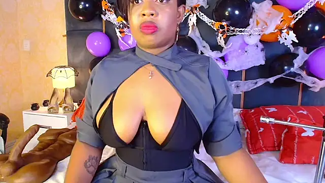 CaseyMoon online show from 10/25/25, 12:45