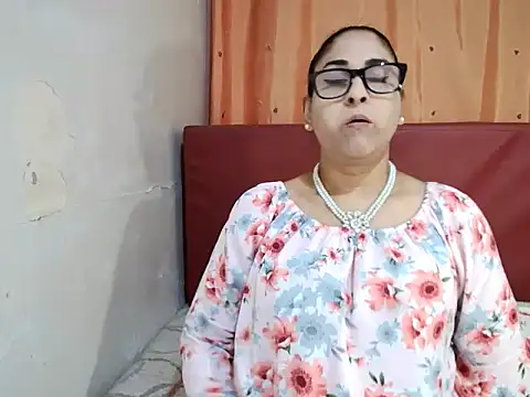 Indiankushy online show from 09/22/25, 04:31