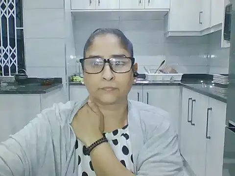 Snapshot of Indiankushy chatting on 06/26/26, 04:55 Indiankushy online show from 06/26/26, 04:55