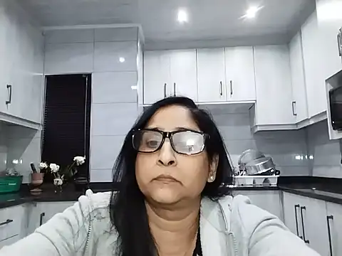 Snapshot of Indiankushy chatting on 08/05/26, 06:33 Indiankushy online show from 08/05/26, 06:33