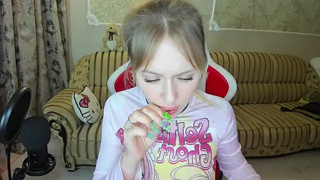 ElinOceanX online show from 12/07/24, 07:43