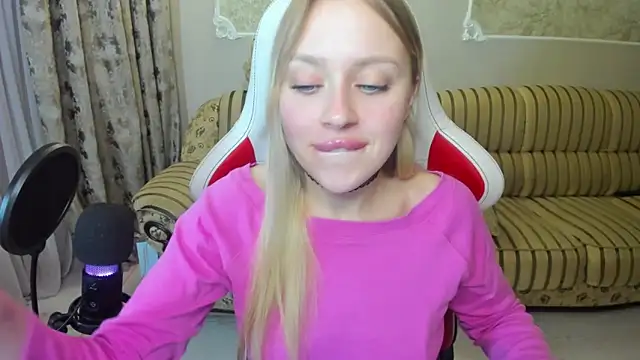 ElinOceanX online show from 12/15/24, 06:59