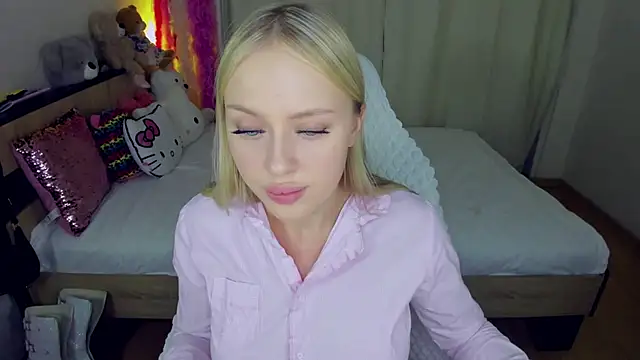 ElinOceanX online show from 09/22/25, 03:58