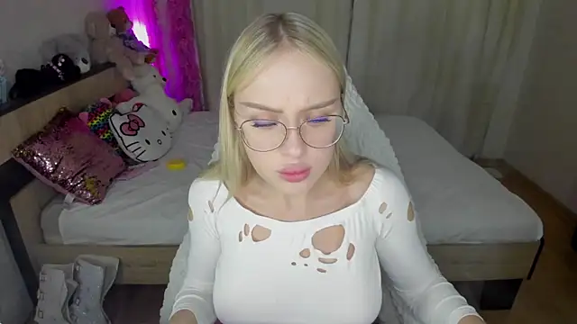 ElinOceanX online show from 10/01/25, 04:13