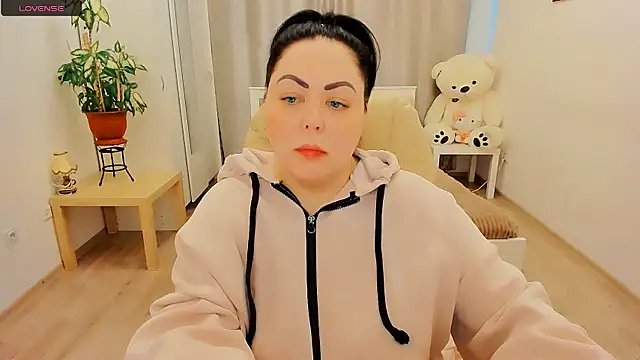 Snapshot of Nina_Hopper chatting on 04/03/26, 01:20 Nina Hopper online show from 04/03/26, 01:20
