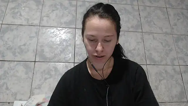 Venusluxodomme online show from 10/04/25, 07:28