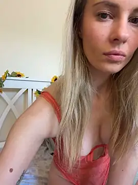 DollyDripp online show from 06/09/26, 11:00