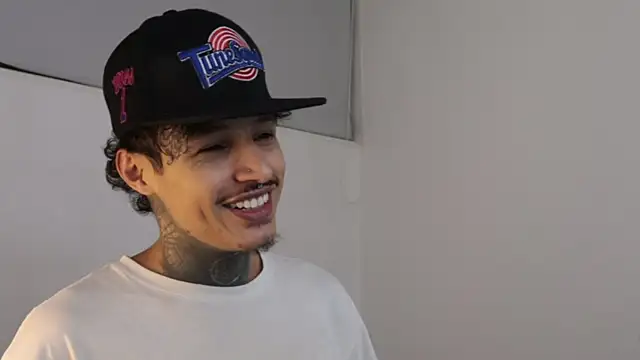 trieone online show from 03/04/25, 07:30