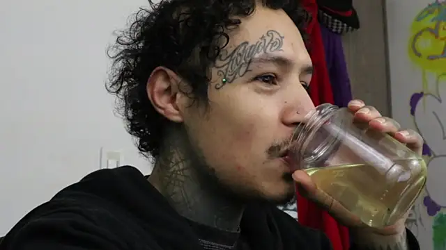 trieone online show from 10/30/25, 09:00