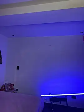 Victoria14  online show from 02/01/26, 02:10