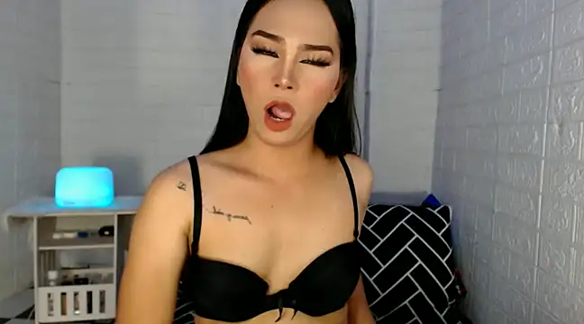 urnaughtydolly69 online show from 01/29/25, 07:25