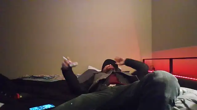 bikerbeard696 online show from 04/21/26, 06:41