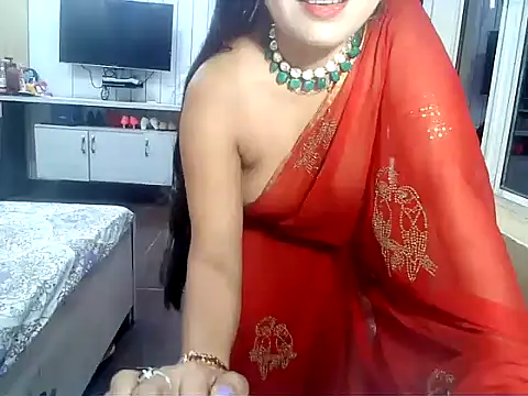 yourradhika online show from 10/24/25, 07:32